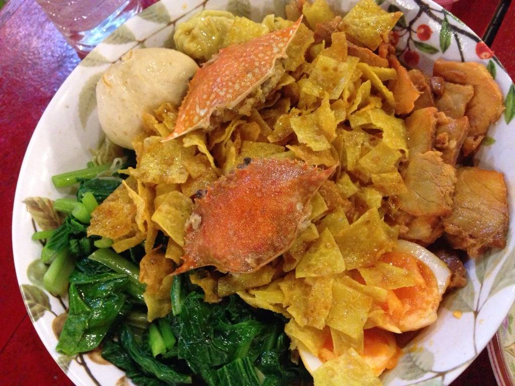 บะหมี่จอมพลัง@160฿ ที่ ร้านอาหาร บะหมี่จอมพลัง ตลาดรถไฟ