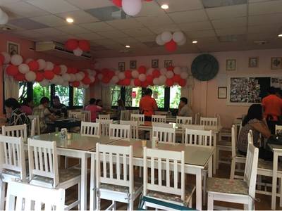 บรรยากาศร้าน ที่ ร้านอาหาร ซุ้มกระดังงา