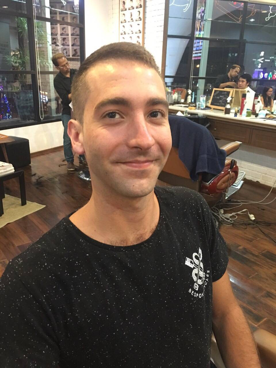 The Barber & Shop, Warate's The Nine Rama 9