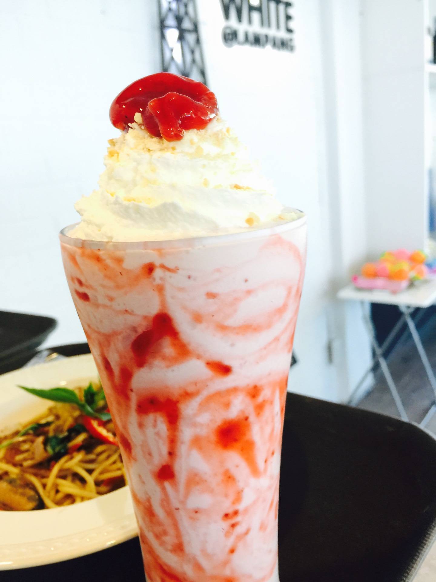 ร้านอาหาร WHITE COFFEE @ LAMPANG ลำปาง