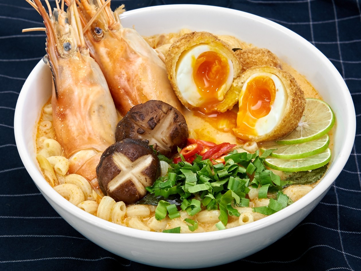 มักกะโรนีต้มยำ