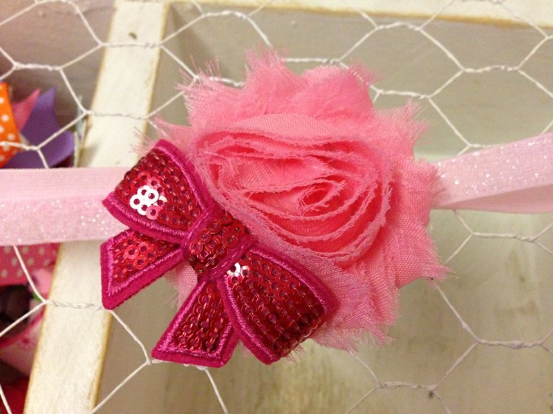 【050202】shabby chic rose系列--粉色花亮片蝴蝶结发带 新生儿弥月