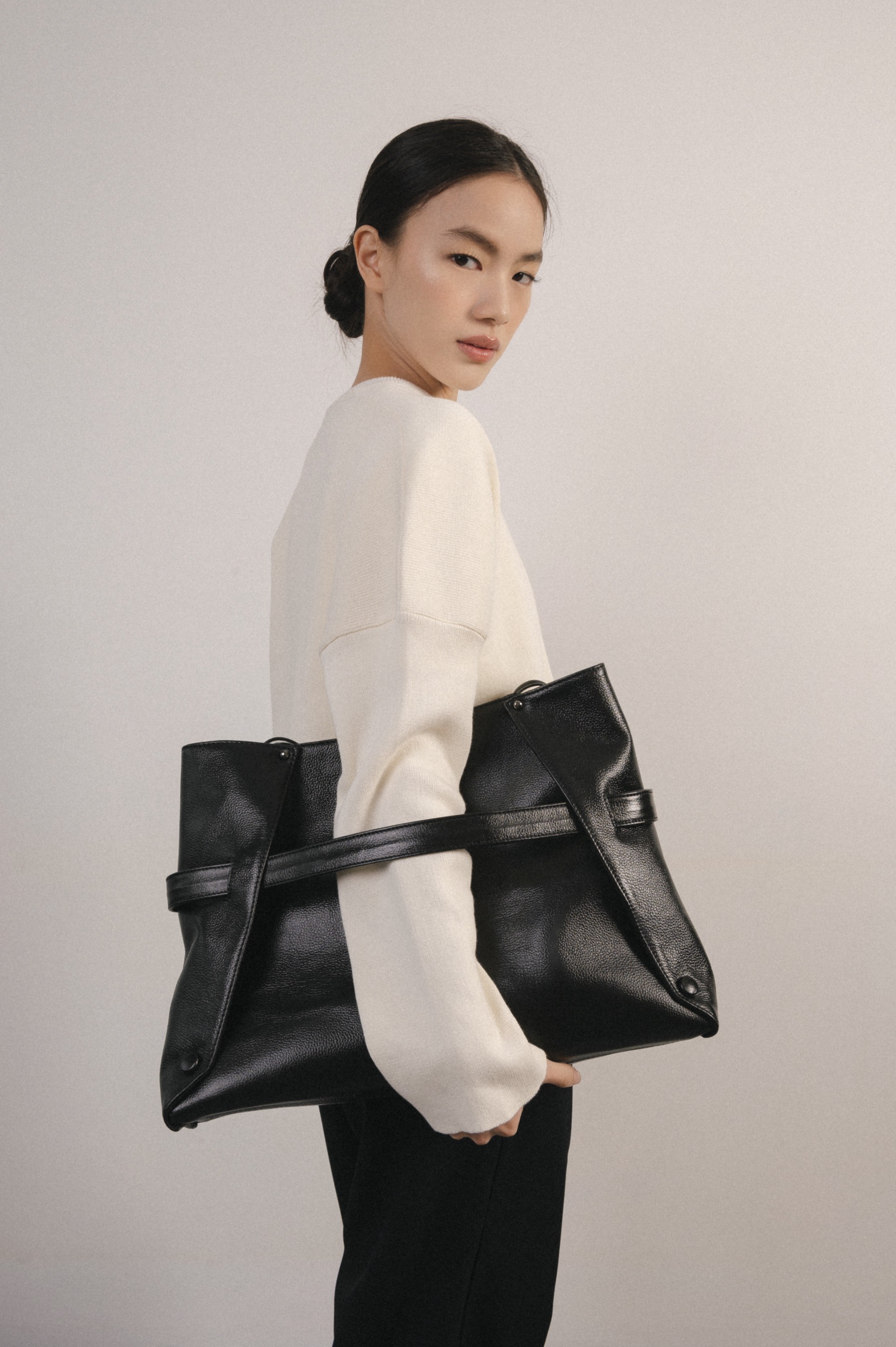 THAJA - Tara Bag Brown THAJA X FLORASH (PRE ORDER)