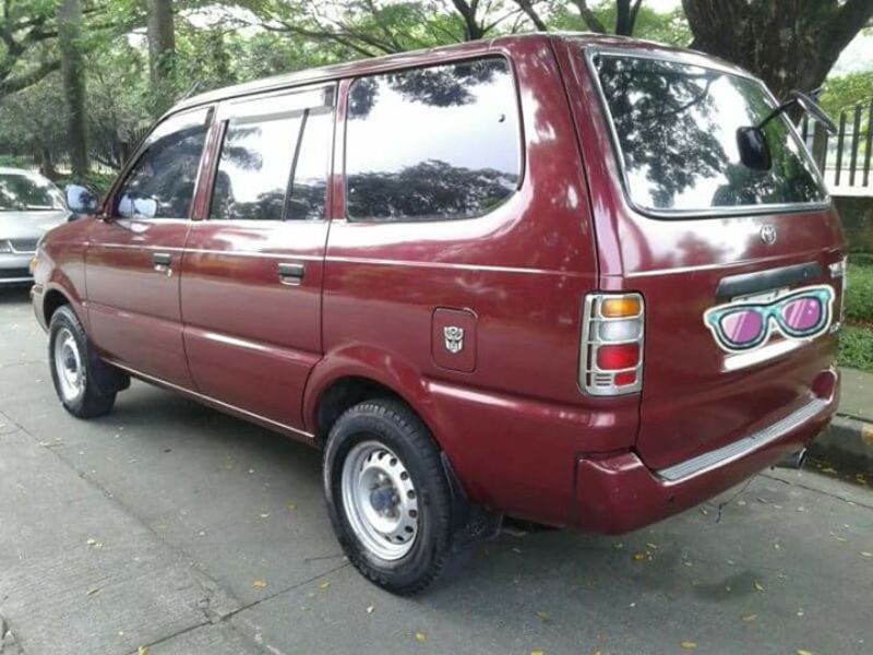 Toyota Revo dlx 2000 model | PostAds.ph