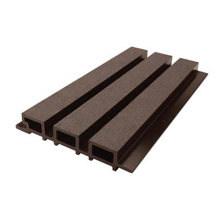 ไม้ผนังบังใบ