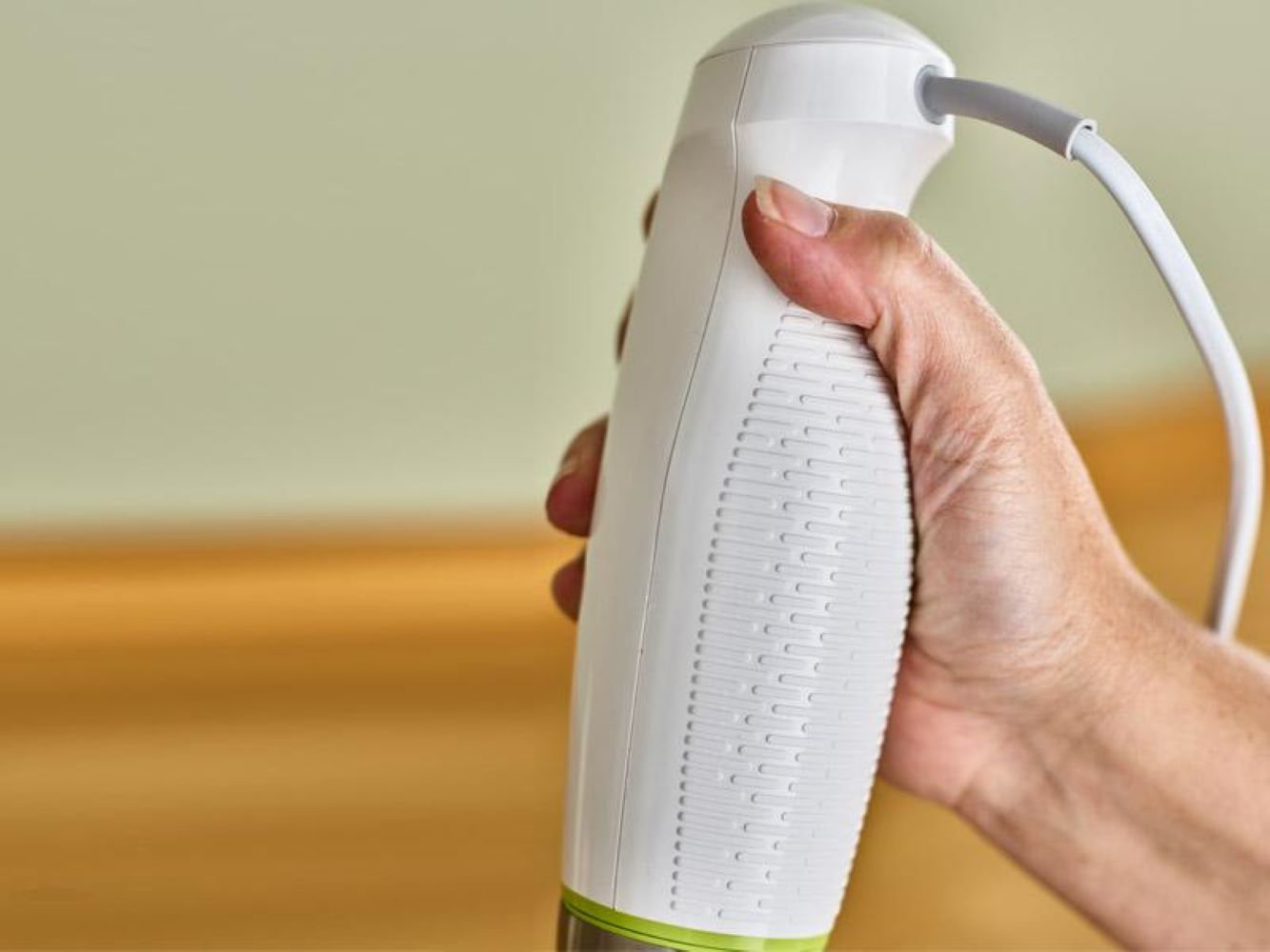 KENWOOD HAND BLENDER 600W HDP102WG W6.9XD7.1XH36.8 CM WHITE