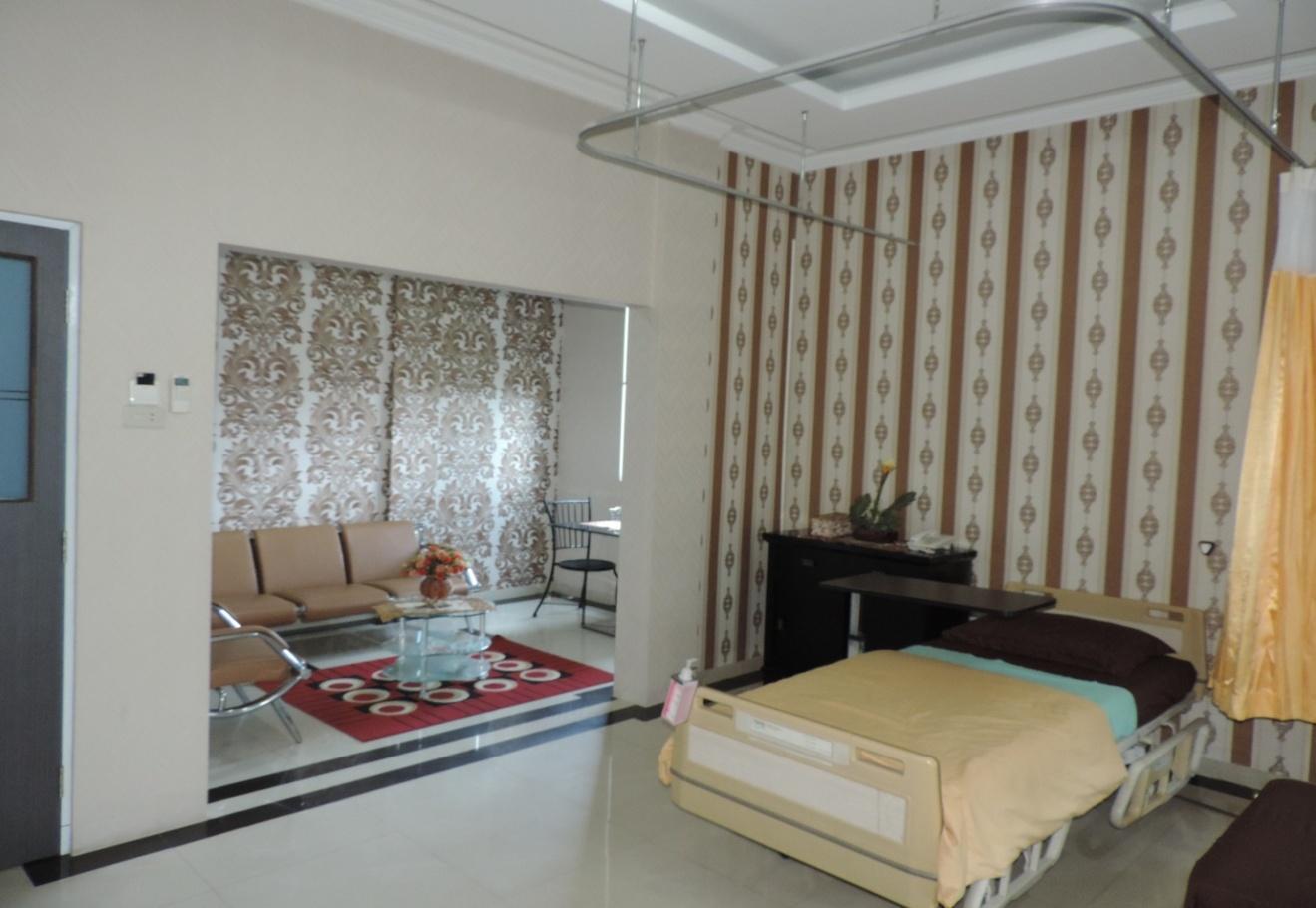 Kamar Rawat Inap President Suite di RSIA Andini Pekanbaru 