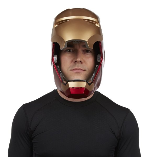 Marvel_legends_iron_man_electronic_helmet_1477743508