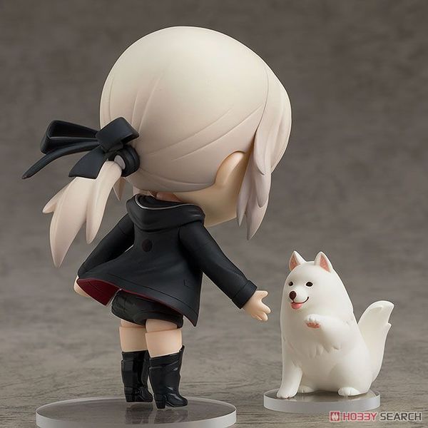 Nendoroid_1142_dx_saberatria_pengradon_alter_shinjuku_ver_cuirassier_noir_1560422637