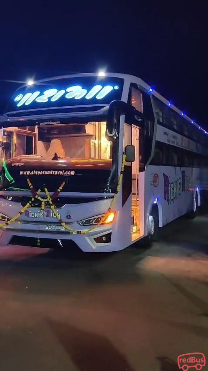 busImg