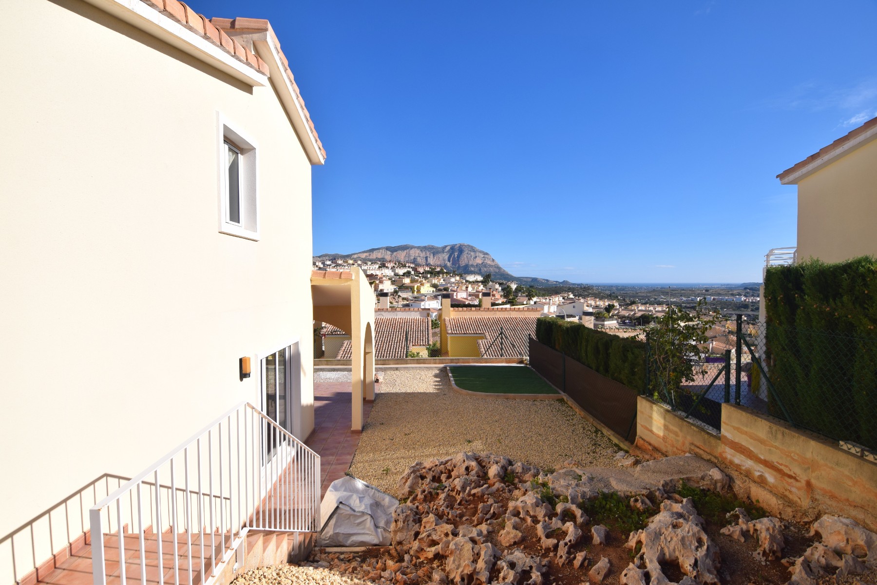 Townhouse in Gata de for sale in Alicante Costa Blanca Spain