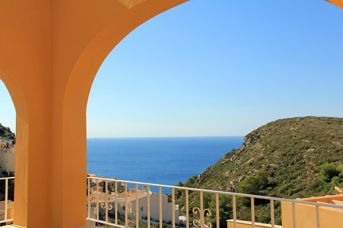 2 bedroom apartment For Sale in Cumbre Del Sol - Main Image