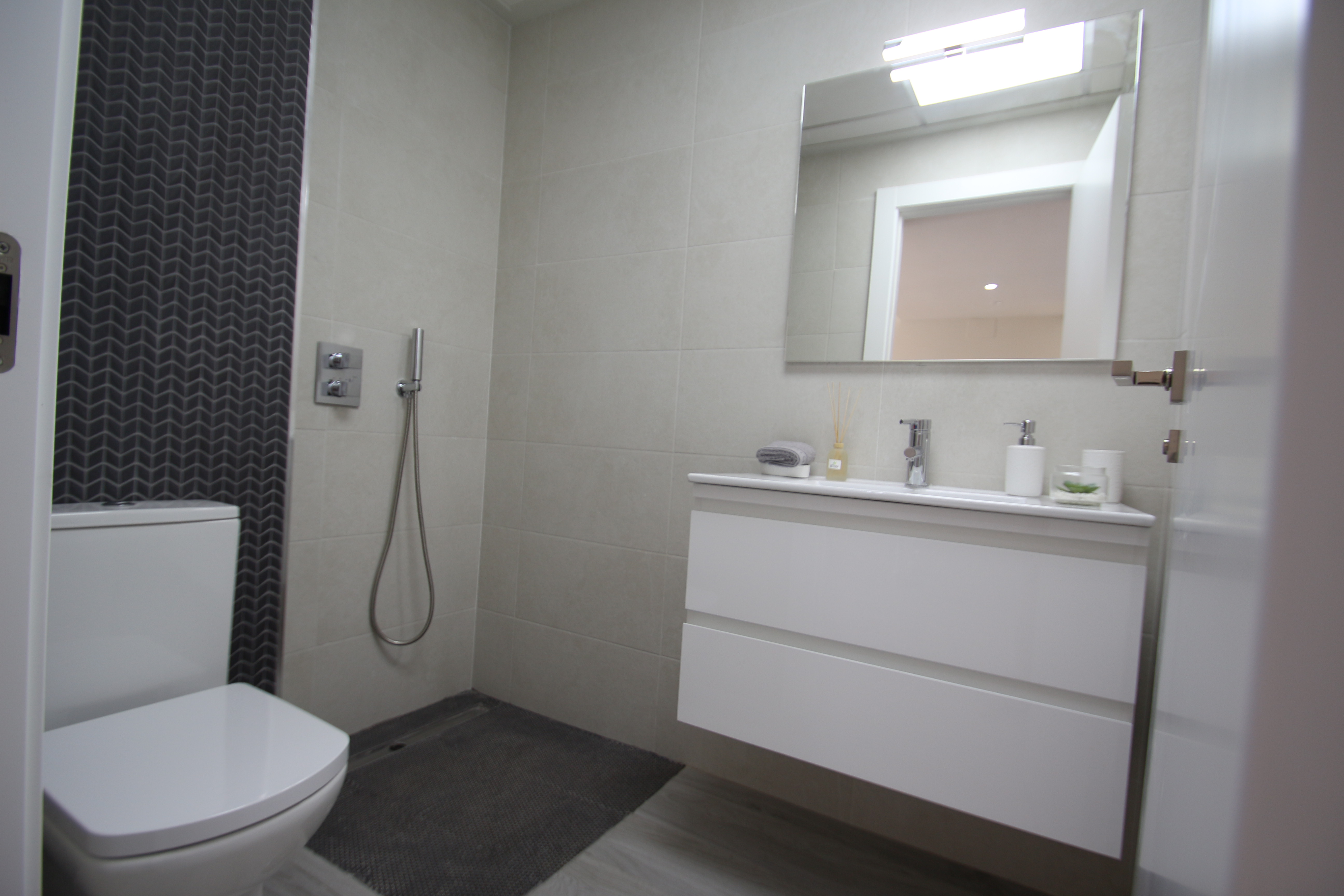 2 bedroom apartment For Sale in Guardamar - photograph 7
