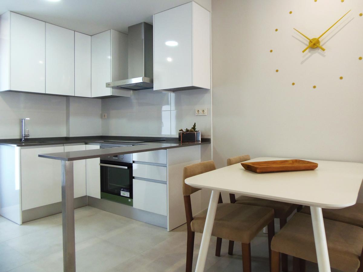 3 bedroom apartment For Sale in Mil Palmeras - photograph 5