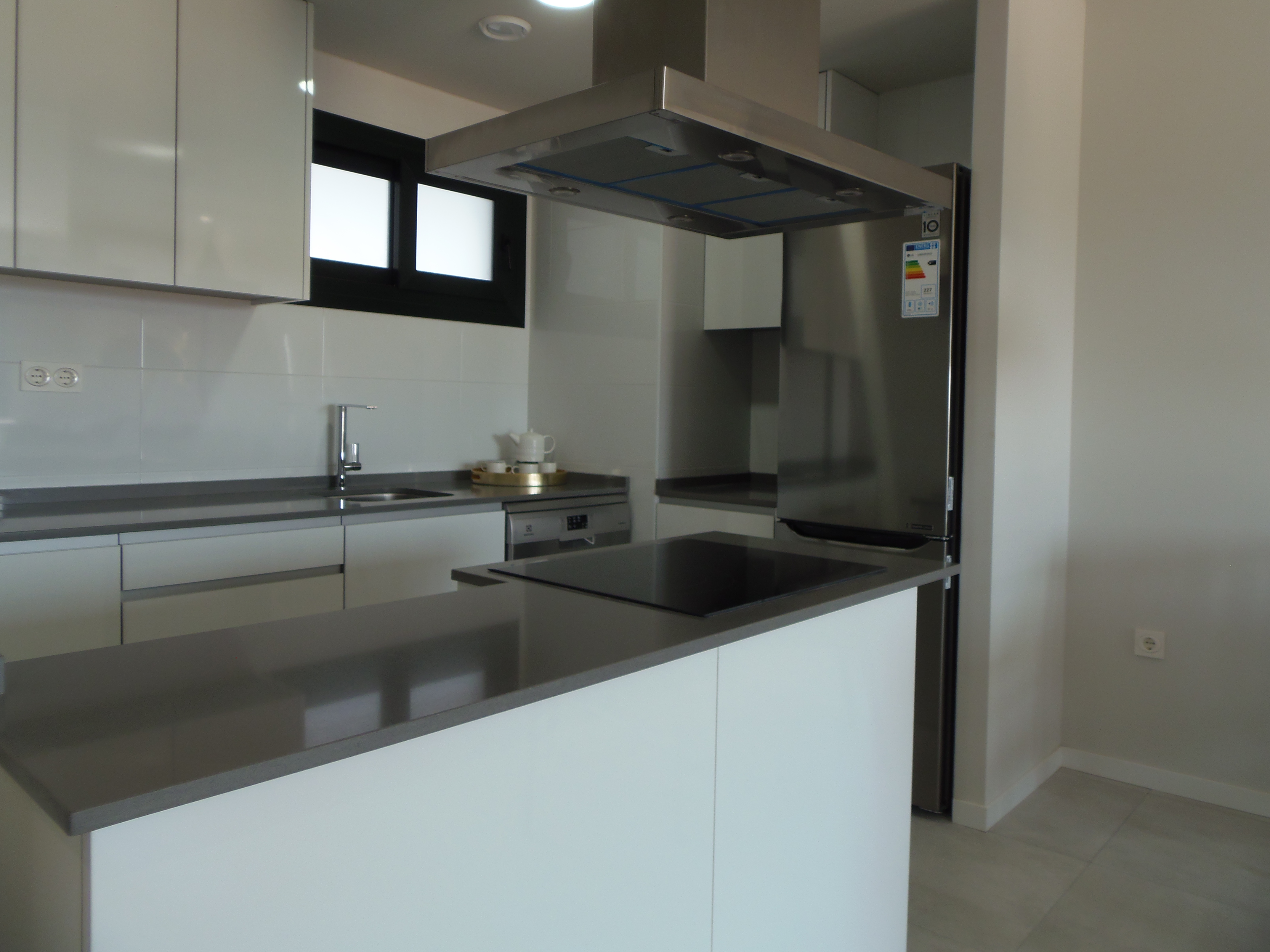 3 bedroom apartment For Sale in Mil Palmeras - photograph 25