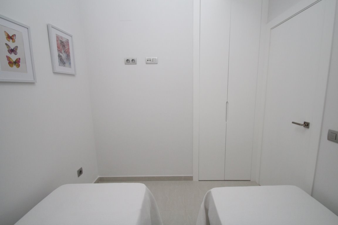 1 bedroom apartment For Sale in Torrevieja - photograph 12