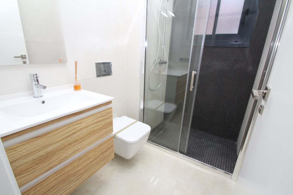 1 bedroom apartment For Sale in Torrevieja - photograph 23