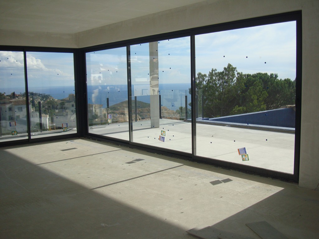 4 bedroom villa For Sale in Cumbre Del Sol - photograph 5