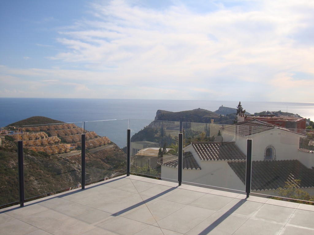4 bedroom villa For Sale in Cumbre Del Sol - photograph 7