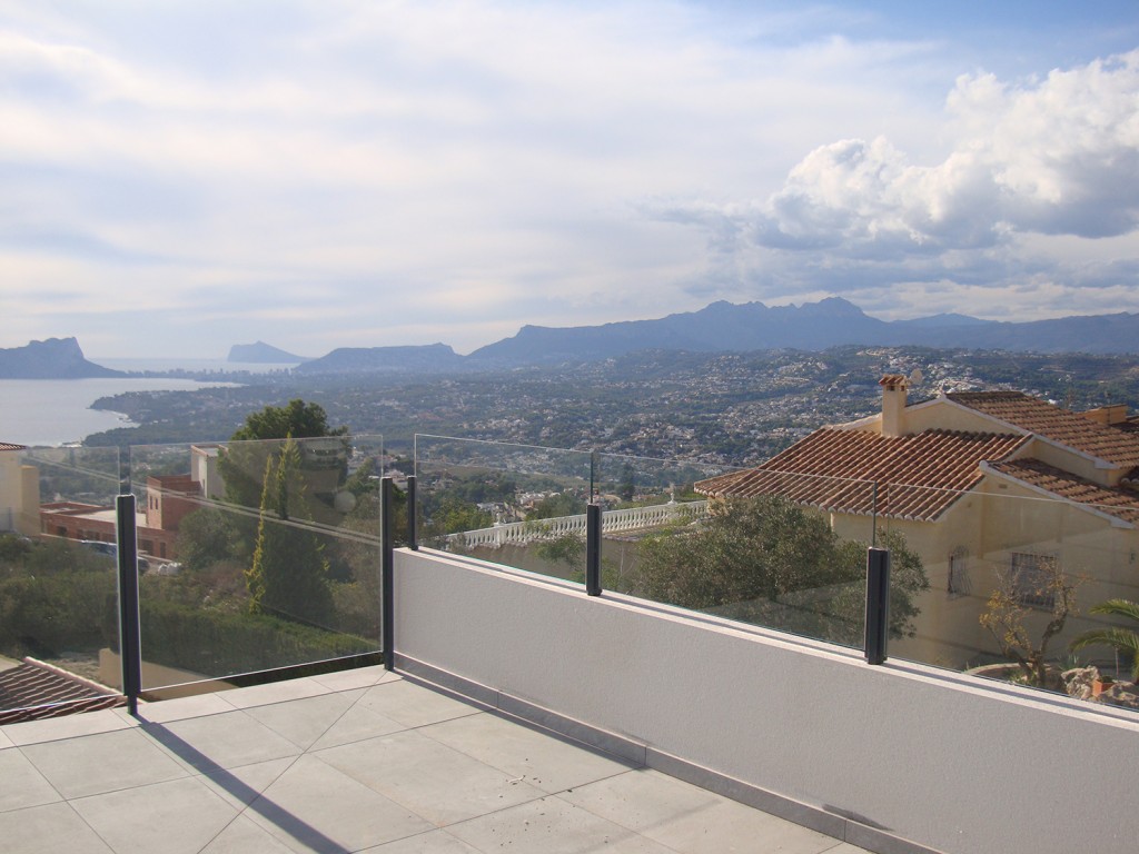 4 bedroom villa For Sale in Cumbre Del Sol - photograph 8