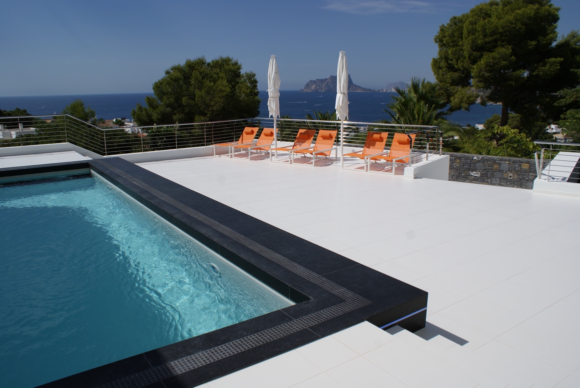 Venta. Villa en Moraria