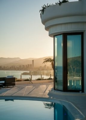 Venta. Villa en Benidorm