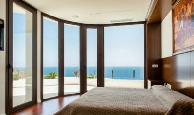 Venta. Villa en Benidorm
