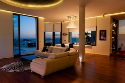 Venta. Villa en Benidorm