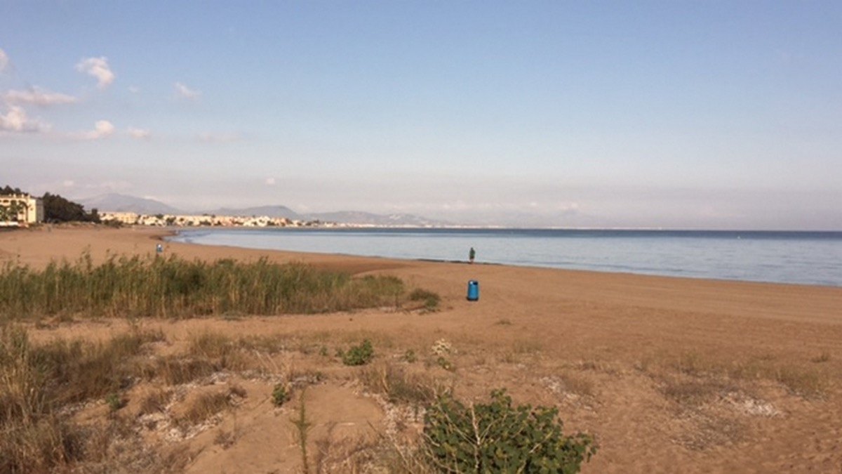 Venta. Villa en Denia