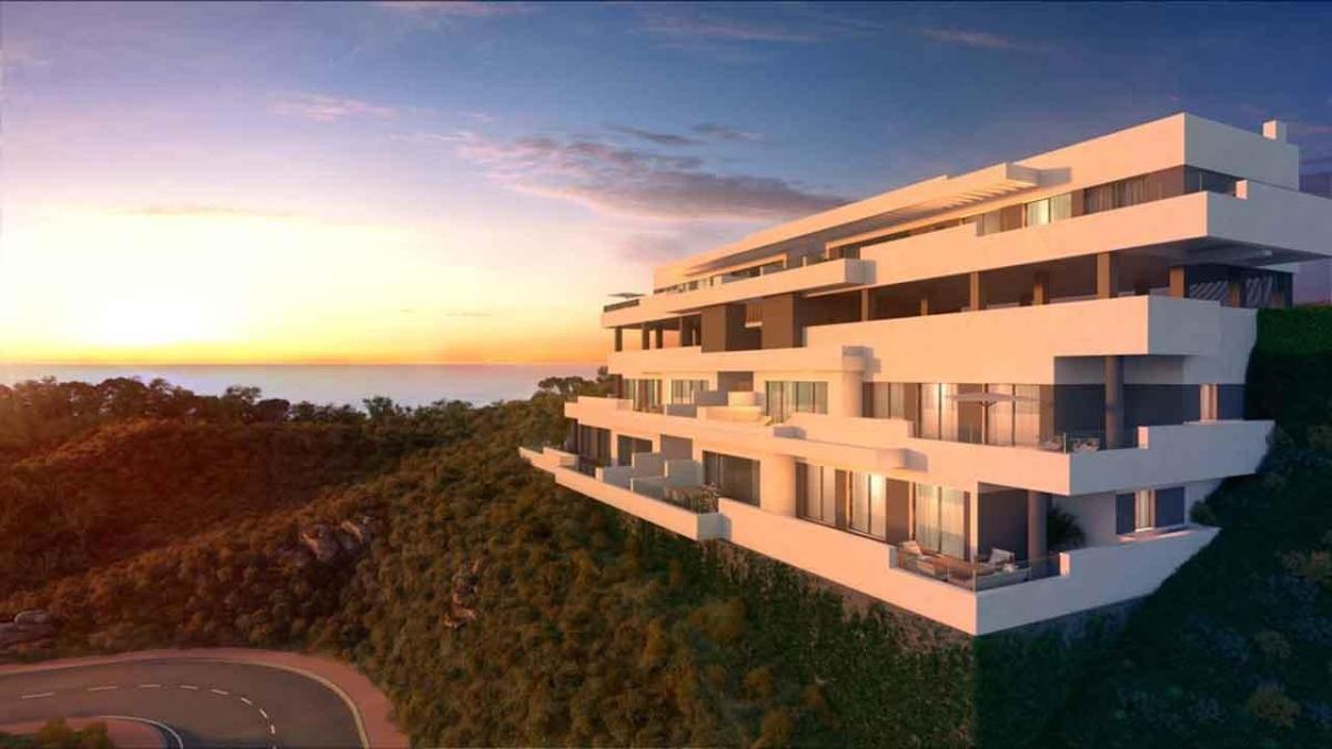 2 Bedrooms Apartment for sale in Mijas