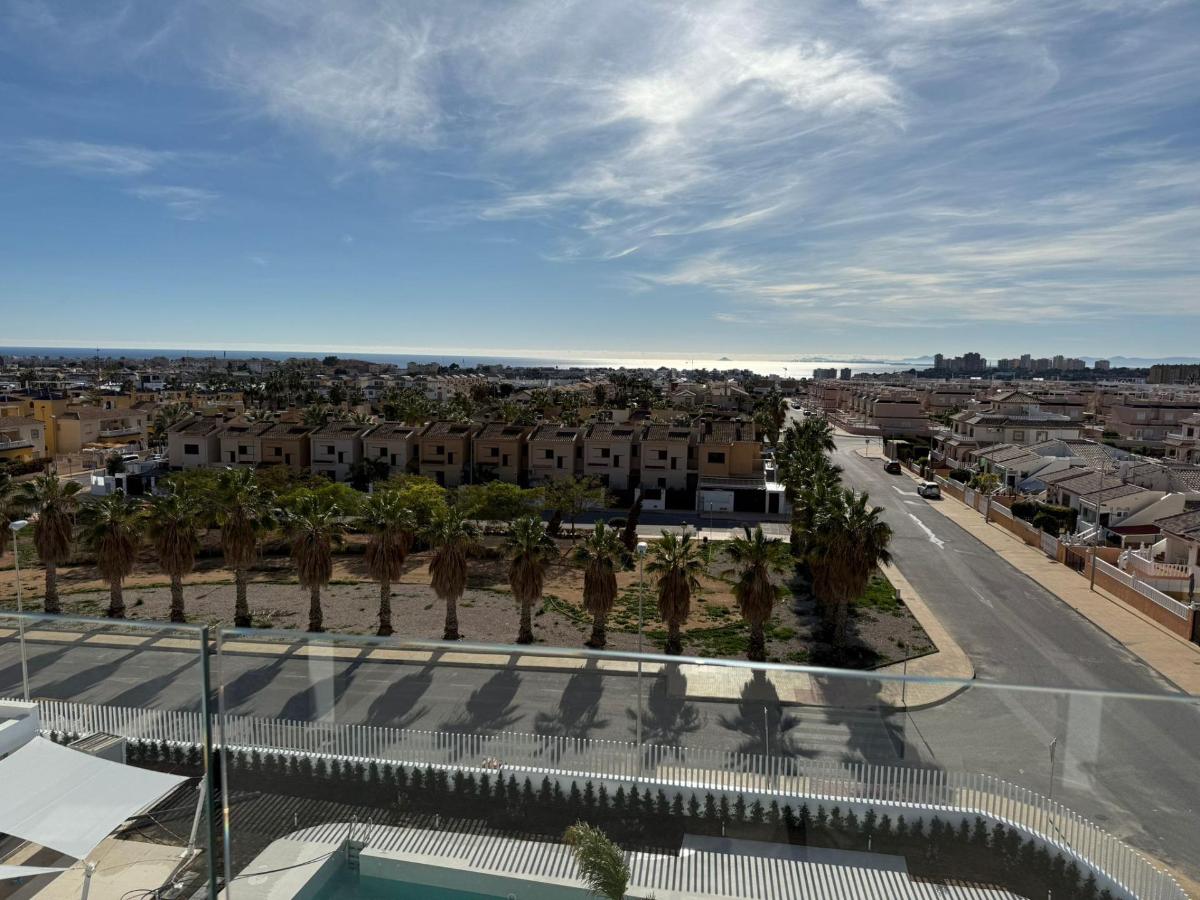 2 Bedrooms Penthouse for sale in Orihuela Costa