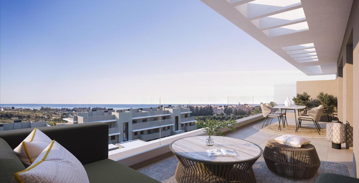 3 Bedrooms Penthouse for sale in Estepona