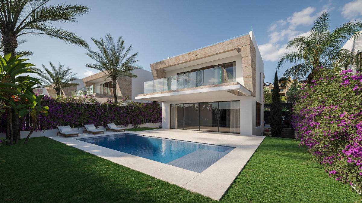 5 Bedrooms Villa for sale in Estepona