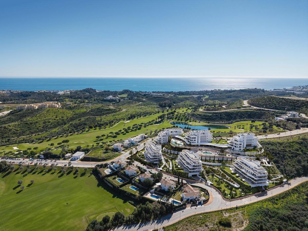 2 Bedrooms Apartment for sale in Mijas