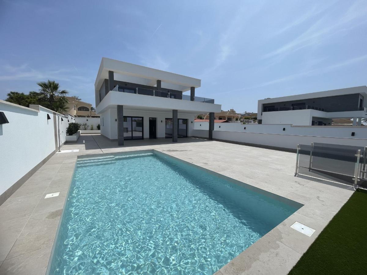 3 Bedrooms Villa for sale in Rojales