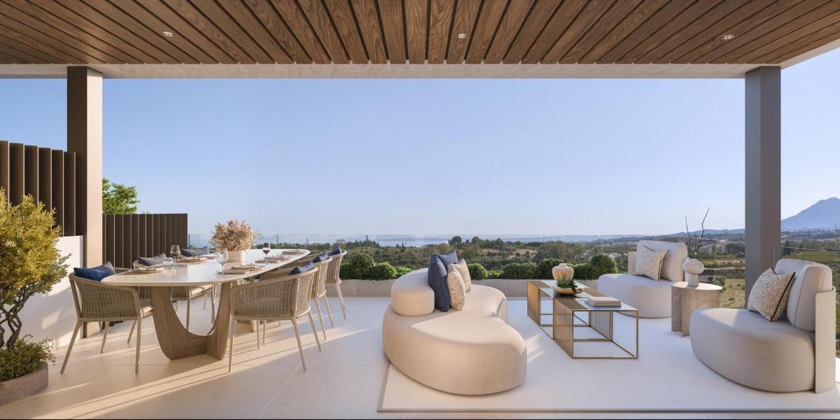 2 Bedrooms Penthouse for sale in Estepona