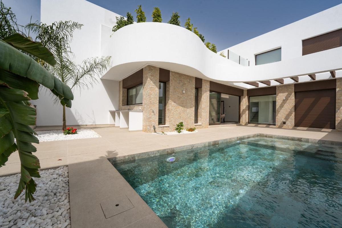 3 Bedrooms Villa for sale in Almoradi