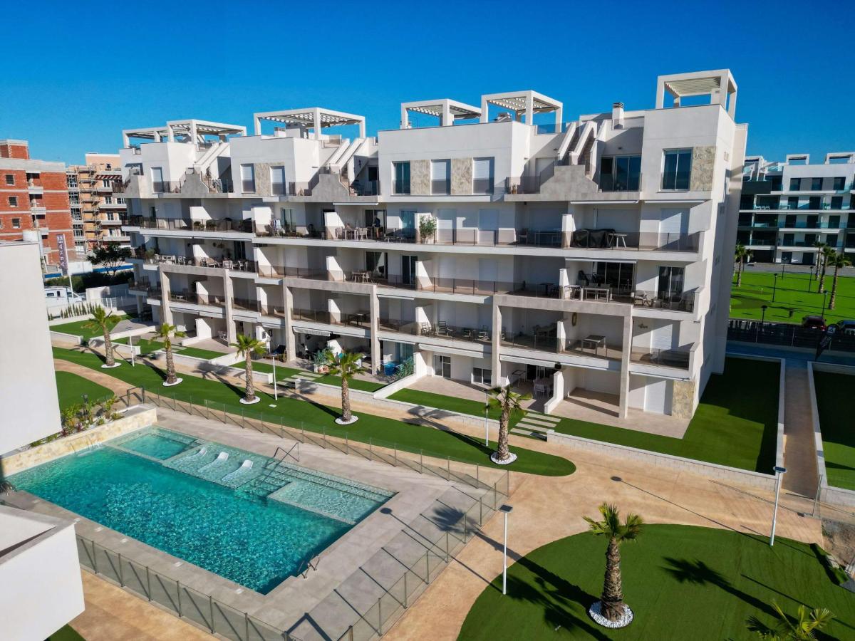 2 Bedrooms Apartment for sale in Guardamar del Segura