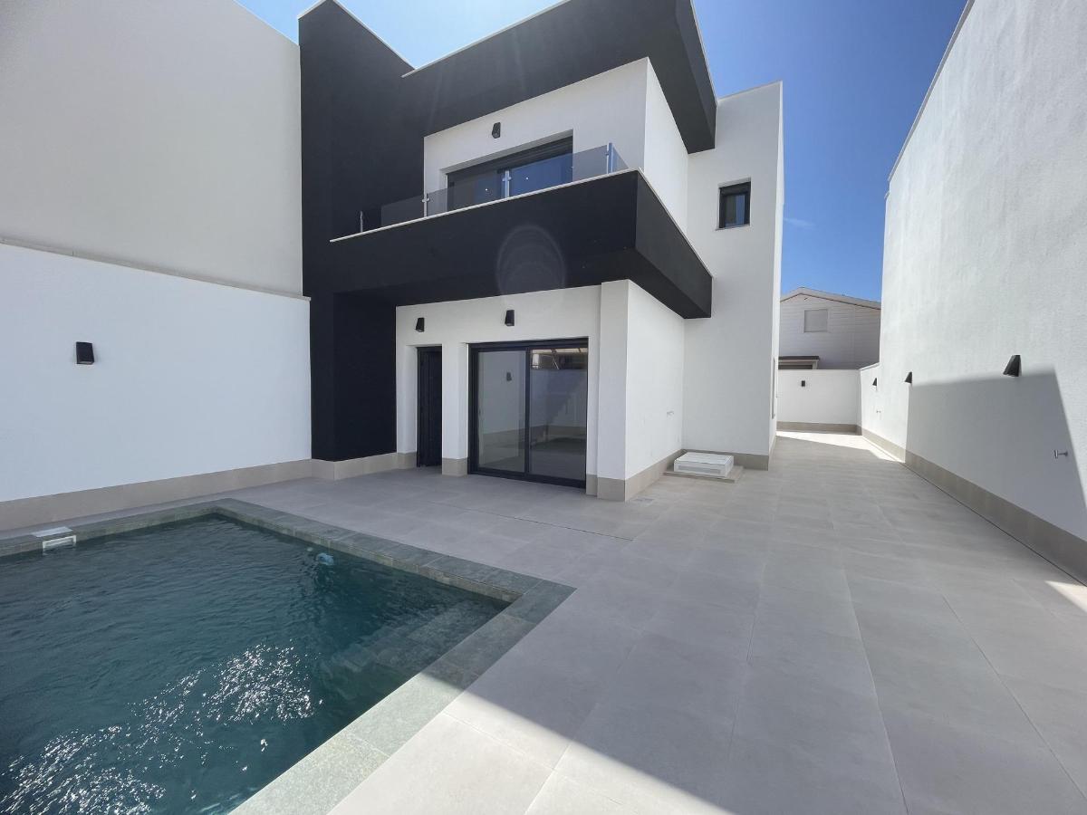3 Bedrooms Villa for sale in Almoradi