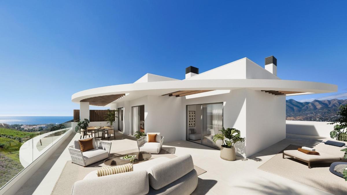 3 Bedrooms Penthouse for sale in Mijas