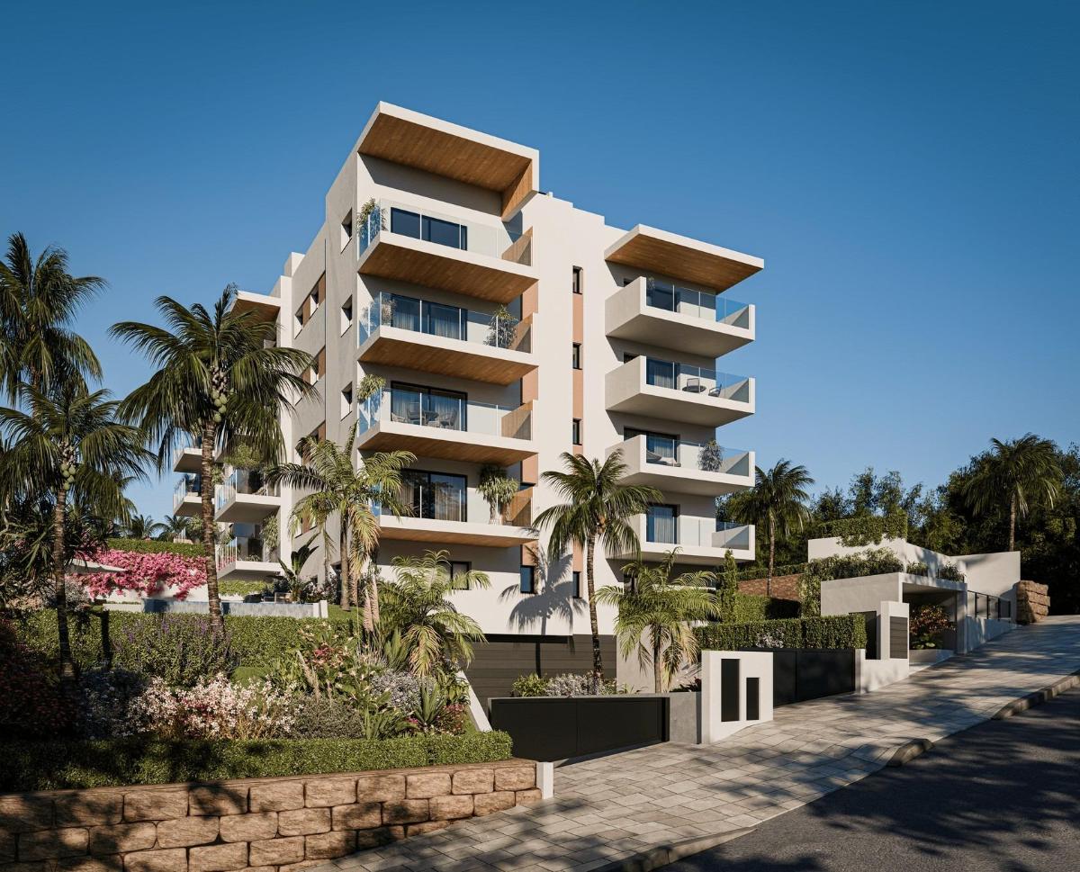 2 Bedrooms Apartment for sale in Estepona