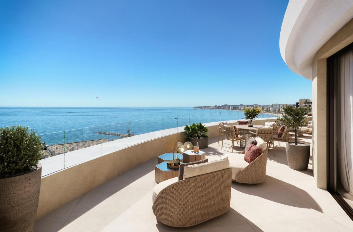 2 Bedrooms Penthouse for sale in Fuengirola