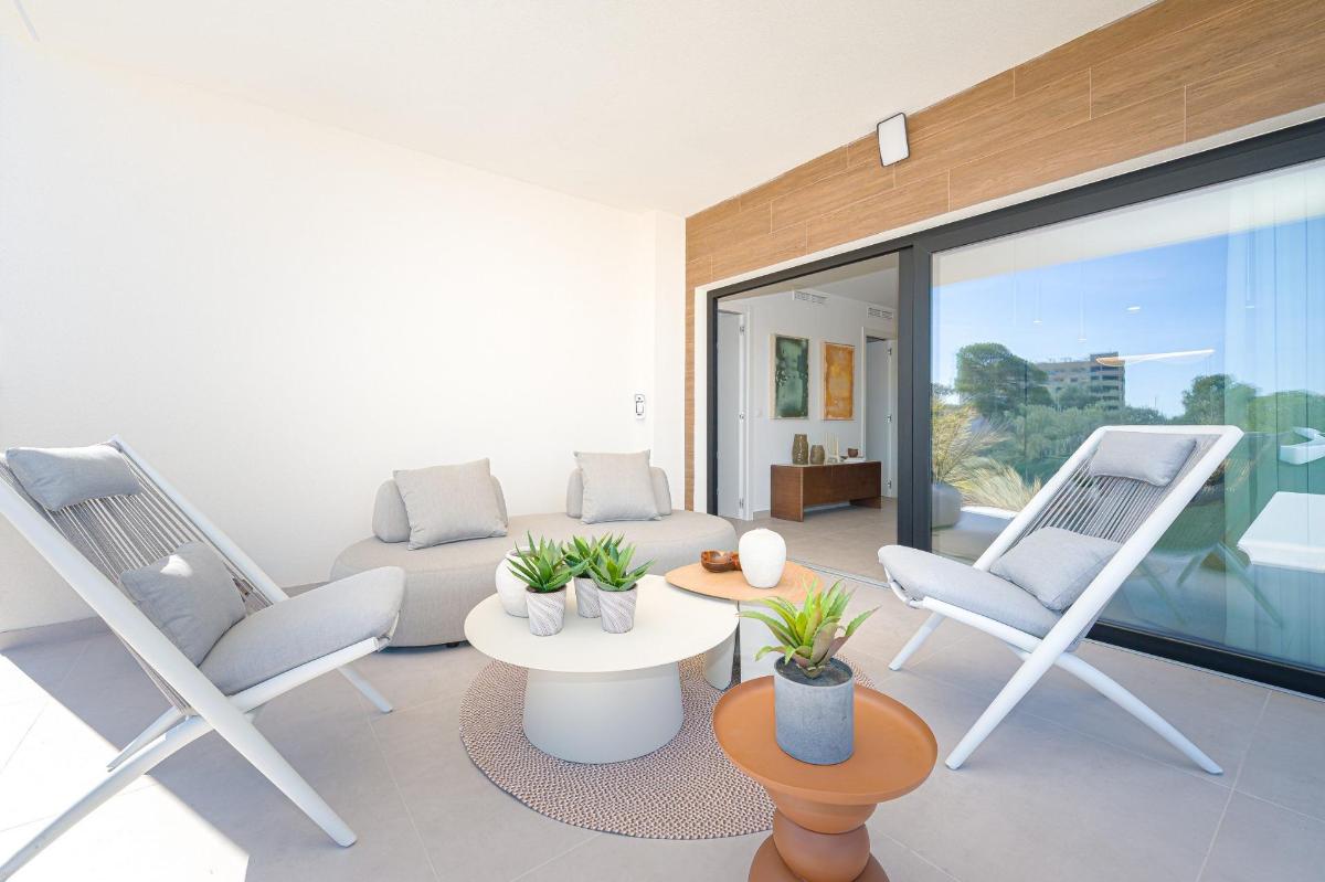 2 Bedrooms Apartment for sale in Villajoyosa