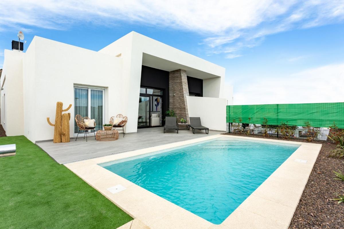 3 Bedrooms Villa for sale in Algorfa