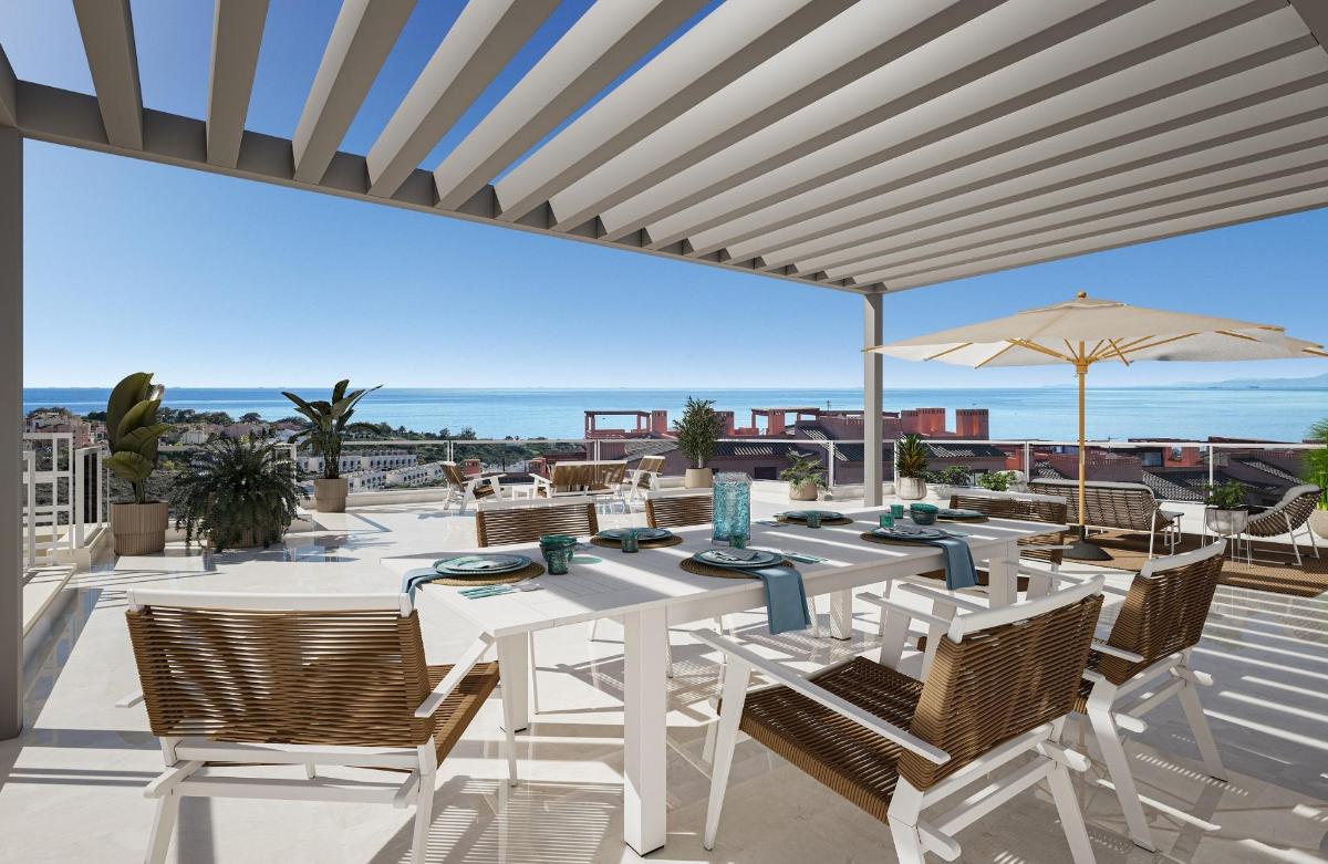 3 Bedrooms Penthouse for sale in Manilva