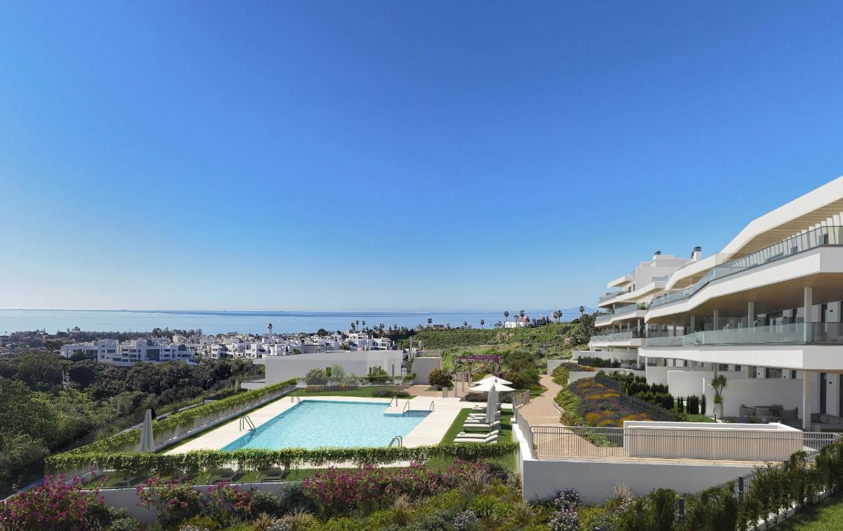 3 Bedrooms Penthouse for sale in Estepona