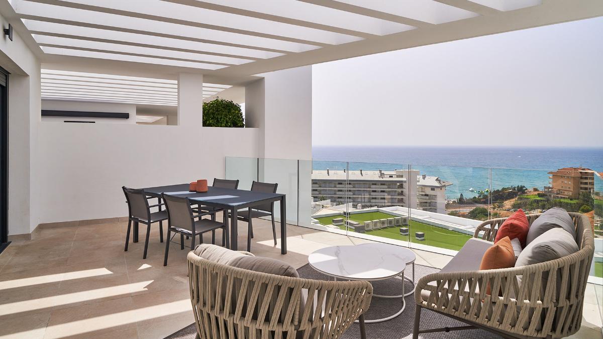 2 Bedrooms Penthouse for sale in Fuengirola