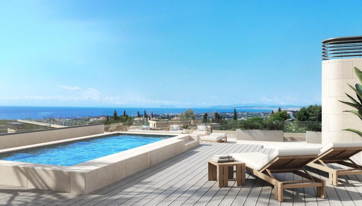 3 Bedrooms Penthouse for sale in Estepona