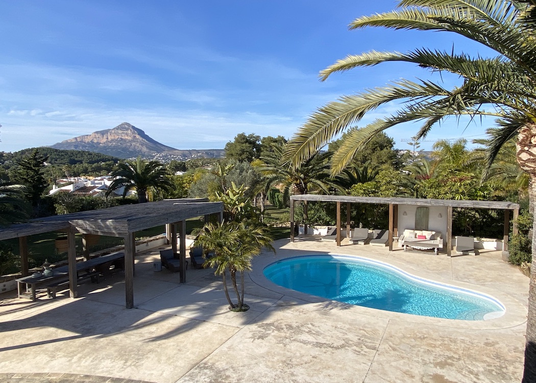 Venta. Villa en Javea