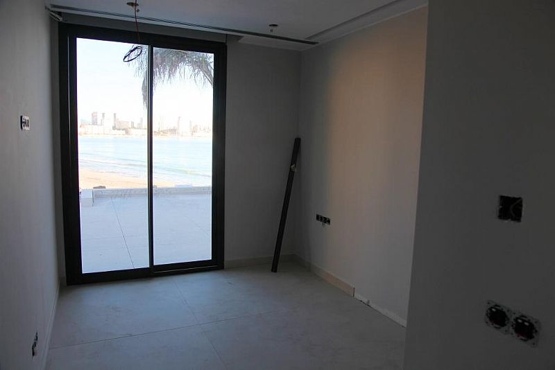 Venta. Villa en Benidorm